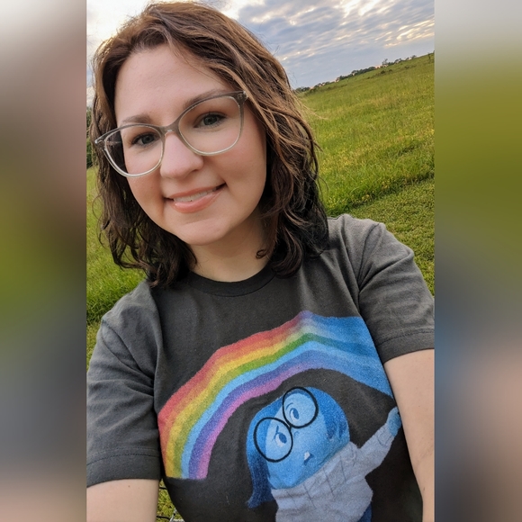 Meet your Posher, Lindsey - Picture 1 of 1